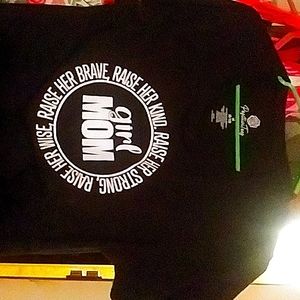 Black t shirt
